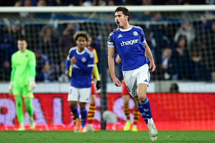 Soccer Football - UEFA Conference League - RC Strasbourg v Jagiellonia Bialystok - Stade de la Meinau, Strasbourg, France - October 23, 2025
RC Strasbourg's Joaquin Panichelli celebrates scoring their first goal REUTERS/Sarah Meyssonnier