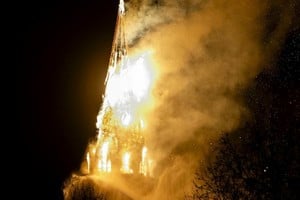 La iglesia Vondelkerk ardió durante la madrugada de este jueves en Ámsterdam.