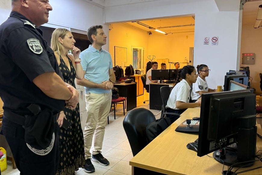 El despliegue policial se concentró en zonas de alta concurrencia durante los festejos de Año Nuevo.