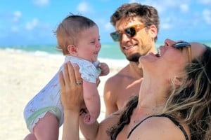 A seis meses del nacimiento, Jimena Barón presentó a Arturo, su bebé con Matías Palleiro