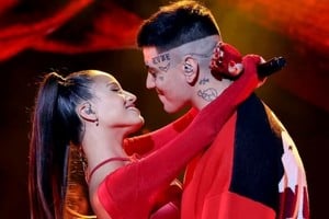 Los guiños de Emilia y Duki que dan que hablar.