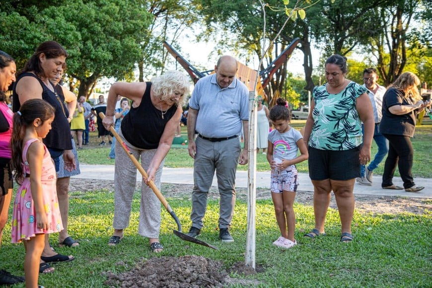 La intervención permitió renovar de manera integral este espacio público, incorporando infraestructura moderna, nuevos servicios y propuestas recreativas