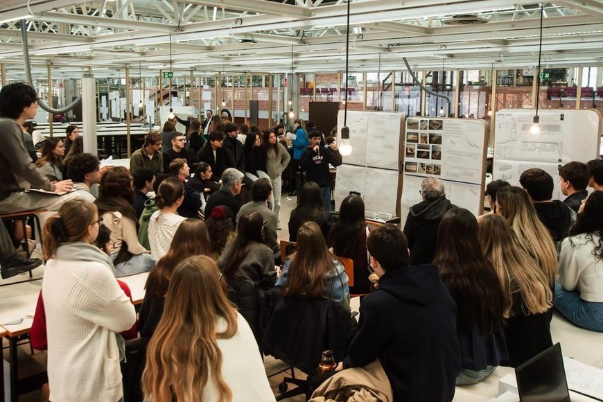 Presentación de los proyectos realizados por los estudiantes de Arquitectura de la UCSF en la Unav.