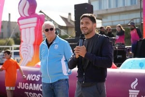 La presentación se llevó a cabo en el Balneario CR.