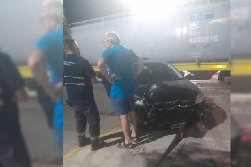 choque auto tren galicia gral paz