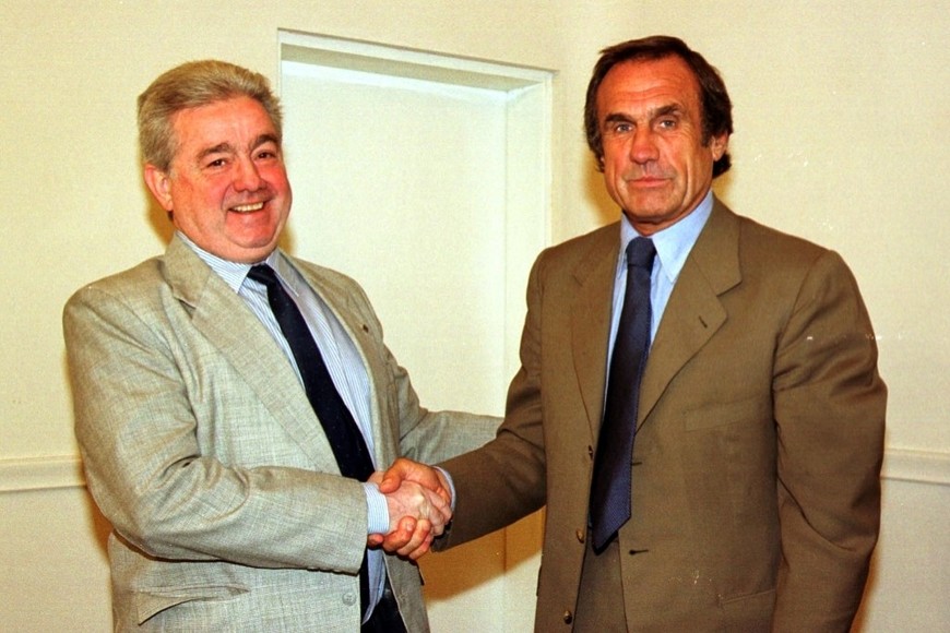 Vasco Usandizaga y Reutemann, quien lo venció en varias elecciones