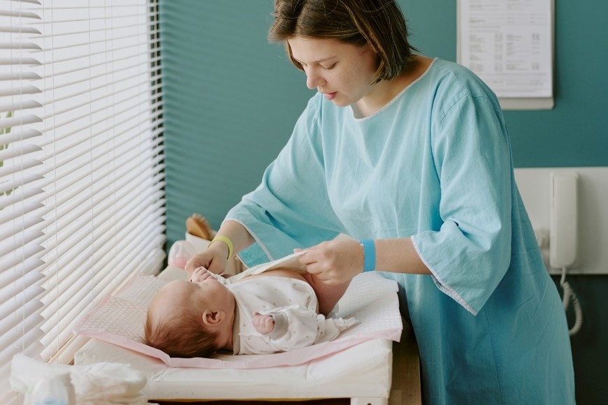 Menos nacimientos, pero con riesgos sanitarios persistentes