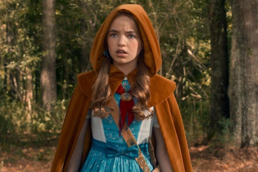 Nell Fisher (“Stranger Things”): Encerrada dentro de la mente de Henry/Vecna, con el vestuario que remite a la figura de “Holly the Heroic” que Mike (Finn Wolfhard) le regaló.