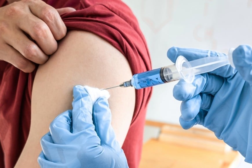 La vacuna sigue siendo la principal herramienta para reducir complicaciones, hospitalizaciones y muertes