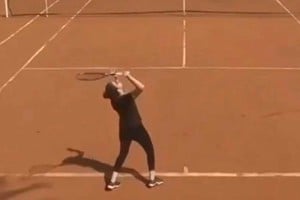 6-0 , 6-0 perdió la mujer.