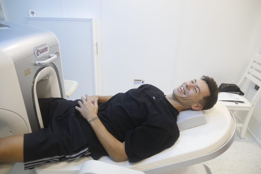 Lértora superó con éxito la revisión médica.