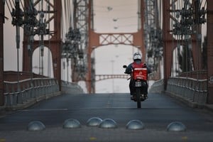 Trabajo de alto riesgo, entregas contrarreloj, precarización, las aristas. Archivo Pablo Aguirre