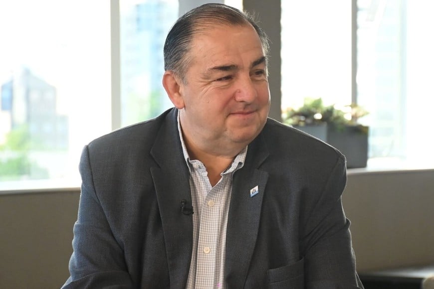 El intendente de esta capital, Juan Pablo Poletti, en una visita a El Litoral. Crédito: Flavio Raina