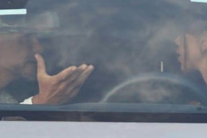 Martín Demichelis y Micaela fueron grabados discutiendo en su auto en Punta del Este.