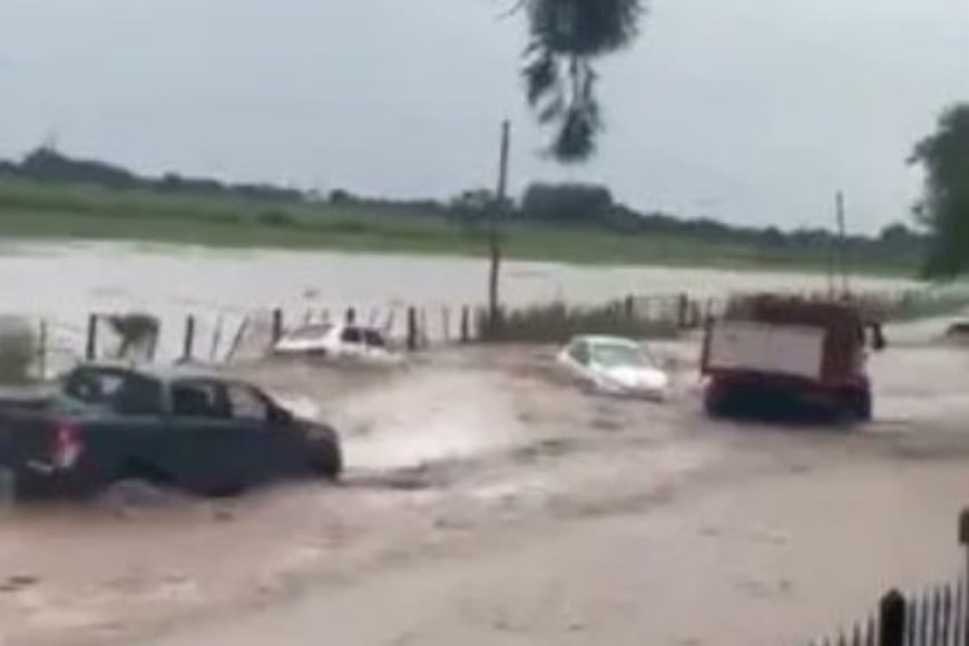 Intensas precipitaciones y anegamientos en Salta.