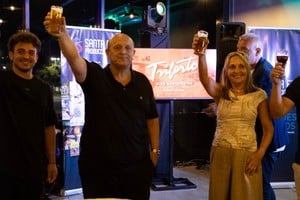 Brindis y festejos en una noche marcada por los aniversarios y los nuevos proyectos.