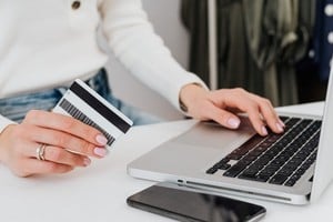 Adelantos de los impuestos a las Ganancias y a los Bienes Personales