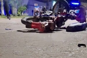 Personal policial trabajó en la esquina donde ocurrió el choque en Esperanza.