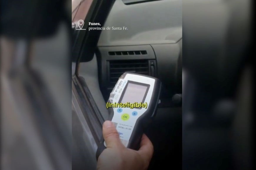 Control de alcoholemia de la Agencia Nacional de Seguridad Vial sobre la Ruta Provincial 34S, en Funes.