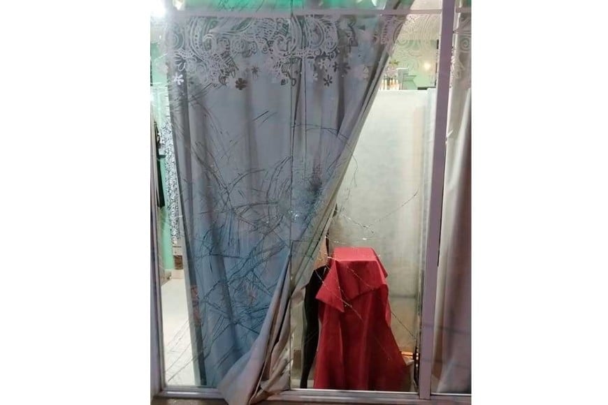 Así quedó el vidrio.