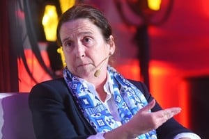 "Si la micro economía se deteriora, el empleo se deteriora y las demandas de la sociedad cambian, el vértice de la gobernabilidad también puede deteriorarse". Foto:  Manuel Fabatia