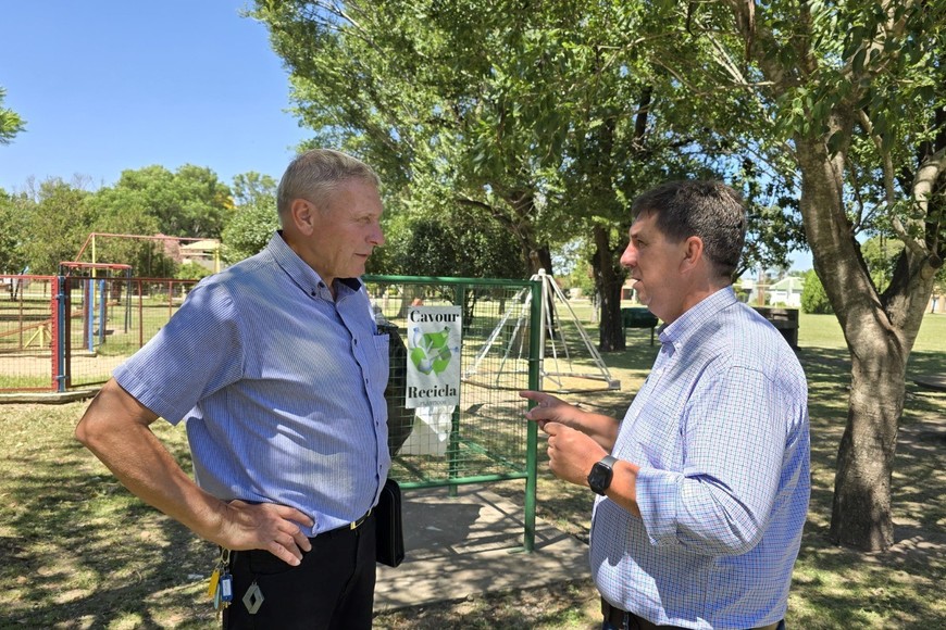 Desde hace años, Pirola sostiene una manera de vincularse con los gobiernos locales basada en la presencia, el conocimiento profundo de cada territorio y el trabajo conjunto, más allá de los colores partidarios y de los momentos electorales.