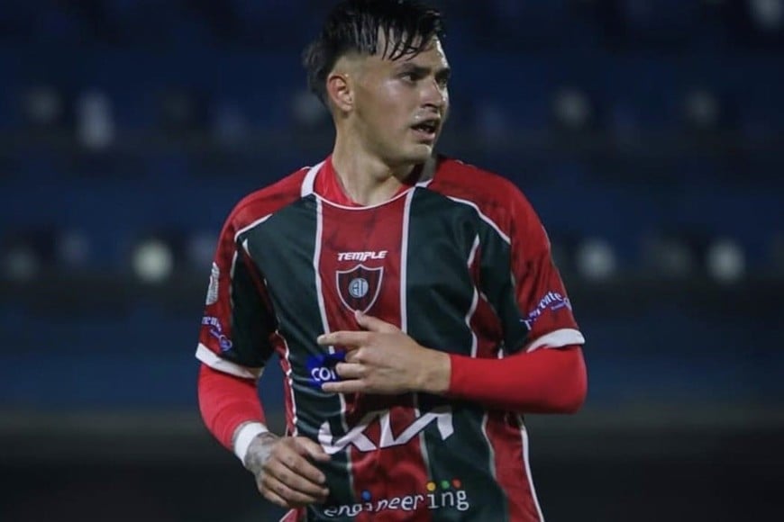 Olmedo jugó 21 partidos en el último semestre en Paraguay.