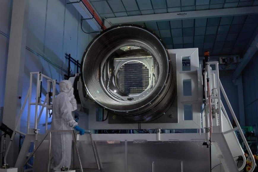 La Cámara Legacy Survey of Space and Time (LSST) es la más grande del mundo.