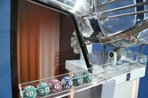 QUINI 6 - 2025 - MANUEL FABATÍA