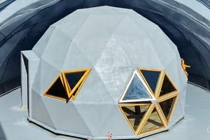 Un sueño educativo toma forma en Las Petacas: ya se levanta el observatorio astronómico