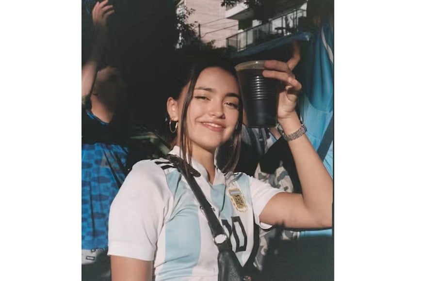 Se familia es argentina y ha desarrollado una carrera artística con proyección internacional.