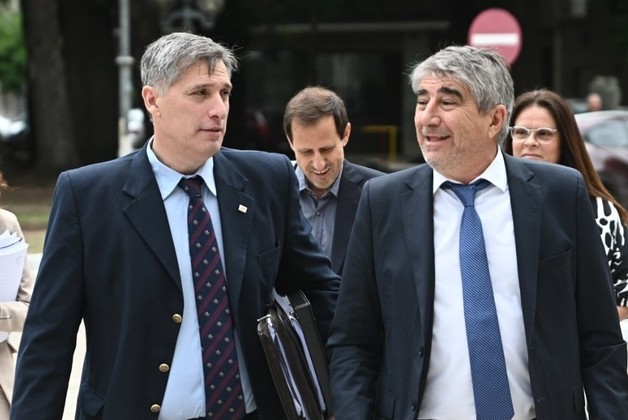 Decreto 0007: Pullaro, Bastia y Olivares fijaron el procedimiento para acceder. Foto: Flavio Raina