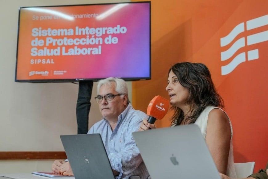 Azario definió al Sipsal como “política de cuidado” para trabajadores estatales.