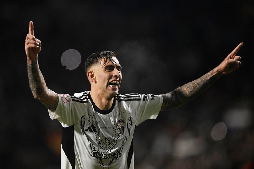 Soccer Football - Copa del Rey - Round of 16 - Albacete v Real Madrid - Estadio Carlos Belmonte, Albacete, Spain - January 14, 2026
Albacete's Jefte celebrates after the match REUTERS/Pablo Morano