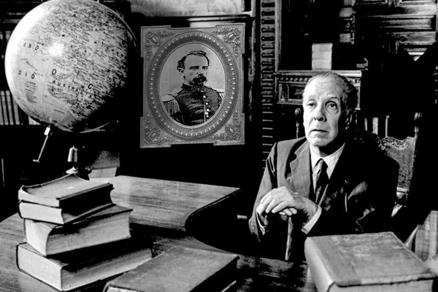 En un contexto de agitaciones políticas en Argentina, pero trascendiendo lo coyuntural, Jorge Luis Borges escribió el poema "Oda escrita en 1966". Allí sostiene: "Nadie es la patria, pero todos lo somos".
