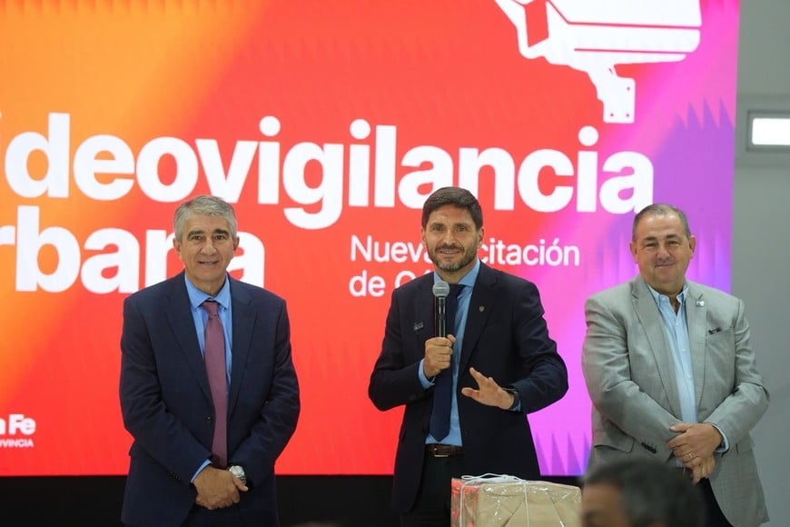 Pullaro, Bastia Poletti “Lince”, el sistema con IA que ampliará la videovigilancia en Santa Fe