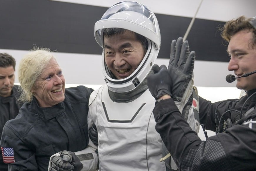 La NASA subrayó que la salud de sus tripulantes es su máxima prioridad