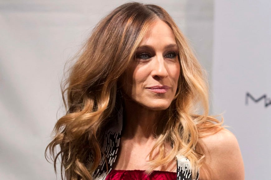 Actress Sarah Jessica Parker attends the amfAR New York Gala to kick off Fall 2013 Fashion Week in New York February 6, 2013. REUTERS/Andrew Kelly (UNITED STATES - Tags: ENTERTAINMENT) nueva york  eeuu Sarah Jessica Parker actriz llegada evento gala fundacion amfar semana de la moda de nueva york