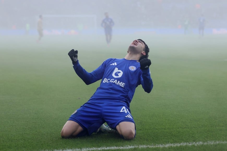 Soccer Football - FA Cup - Third Round - Leicester City v Queens Park Rangers - King Power Stadium, Leicester, Britain - January 11, 2025
Leicester City's Facundo Buonanotte celebrates scoring their third goal REUTERS/David Klein
