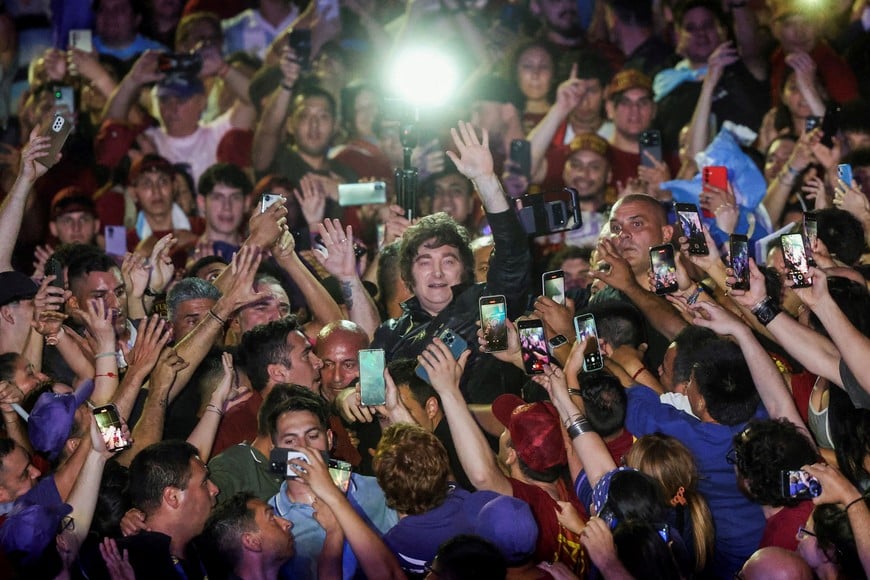 Argentina's President Javier Milei waves as he attends a La Libertad Avanza party closing rally ahead of the October 26 midterm elections, that could strip the libertarian leader of crucial congressional support for his reform agenda, in Rosario, Santa Fe, Argentina October 23, 2025. REUTERS/Cristina Sille       TPX IMAGES OF THE DAY         SEARCH "REUTERS BEST 2025" FOR THIS STORY. SEARCH "REUTERS 2025 YEAR-END" FOR ALL 2025 YEAR END GALLERIES.