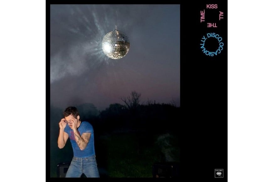 El cantante compartió en sus redes sociales la tapa del nuevo álbum.