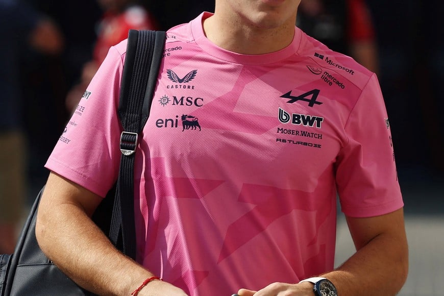 Formula One F1 - Abu Dhabi Grand Prix - Yas Marina Circuit, Abu Dhabi, United Arab Emirates - December 4, 2025
Alpine's Franco Colapinto arrives ahead of the Abu Dhabi Grand Prix REUTERS/Jakub Porzycki