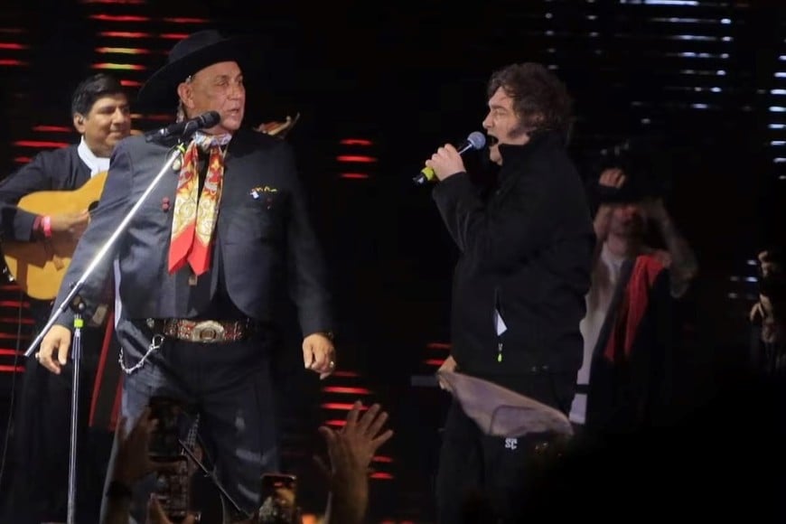 El presidente compartió escenario con el Chaqueño Palavecino.