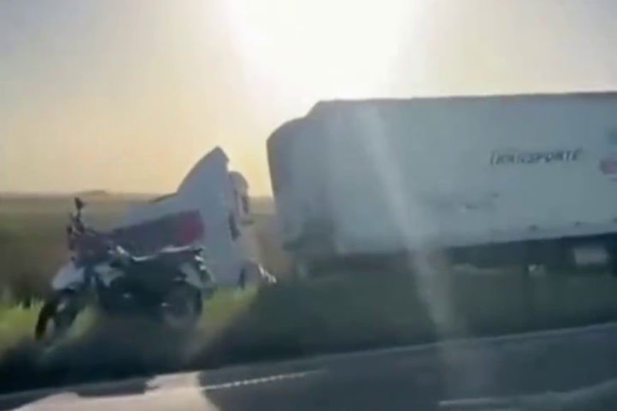 El camionero no sufrió heridas de gravedad.