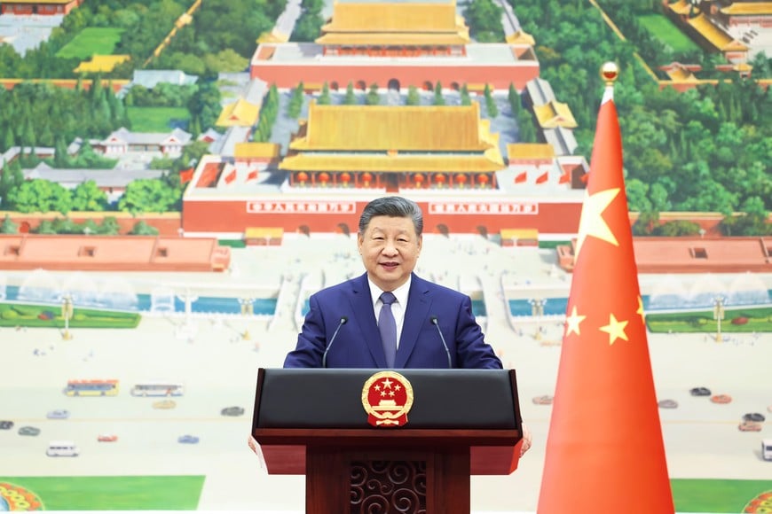 (260116) -- BEIJING, 16 enero, 2026 (Xinhua) -- El presidente chino, Xi Jinping, pronuncia un discurso tras recibir las credenciales de 18 nuevos embajadores en China en el Gran Palacio del Pueblo, en Beijing, capital de China, el 16 de enero de 2026. (Xinhua/Huang Jingwen) (jg) (da) (vf)