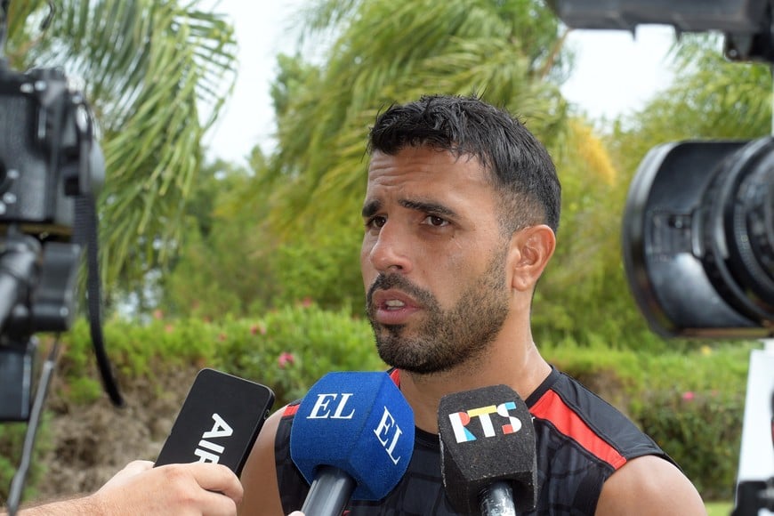 Pier Barrios, una fija en la defensa de Medrán. Foto: Guillermo Di Salvatore.