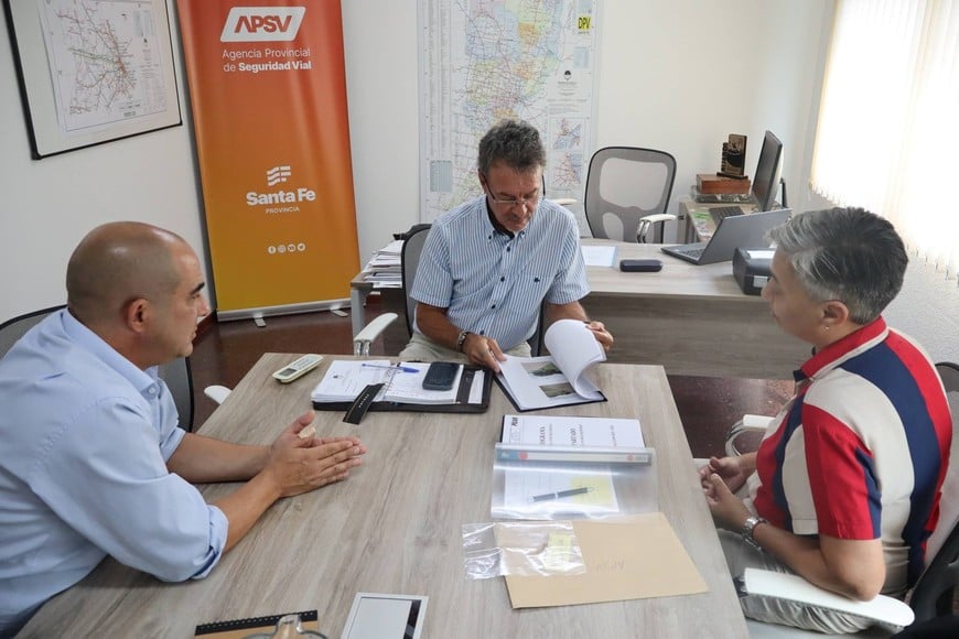 Durante el encuentro se analizaron distintas líneas de acción que apuntan a reducir riesgos viales y promover hábitos de movilidad más seguros entre los vecinos.