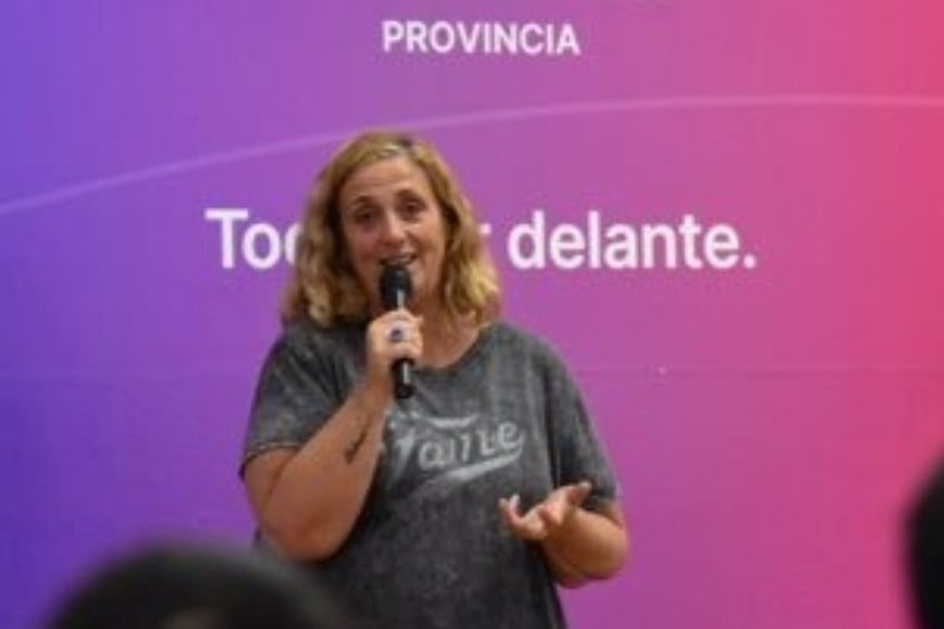 En el actual mandato de Maximiliano Pullaro, fue designada al frente del Programa Nueva Oportunidad