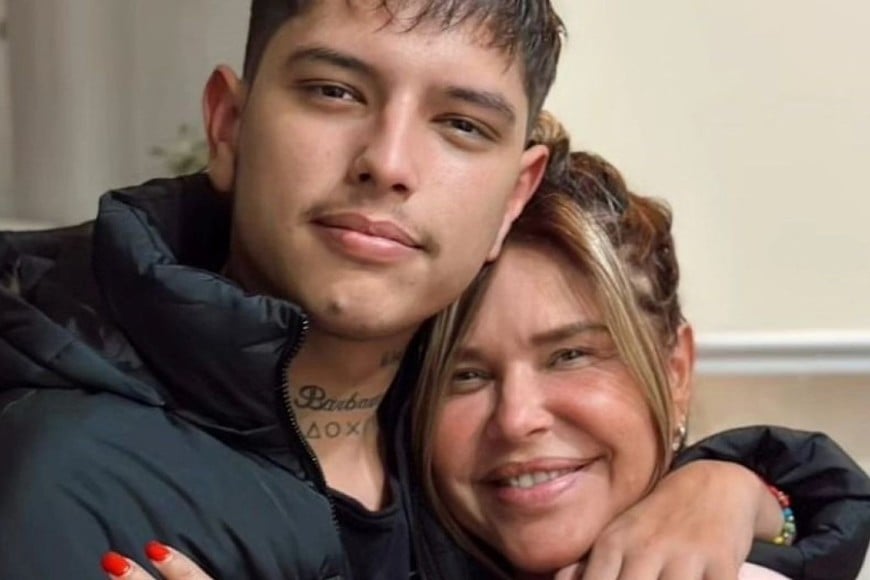 chino agostini nazarena velez