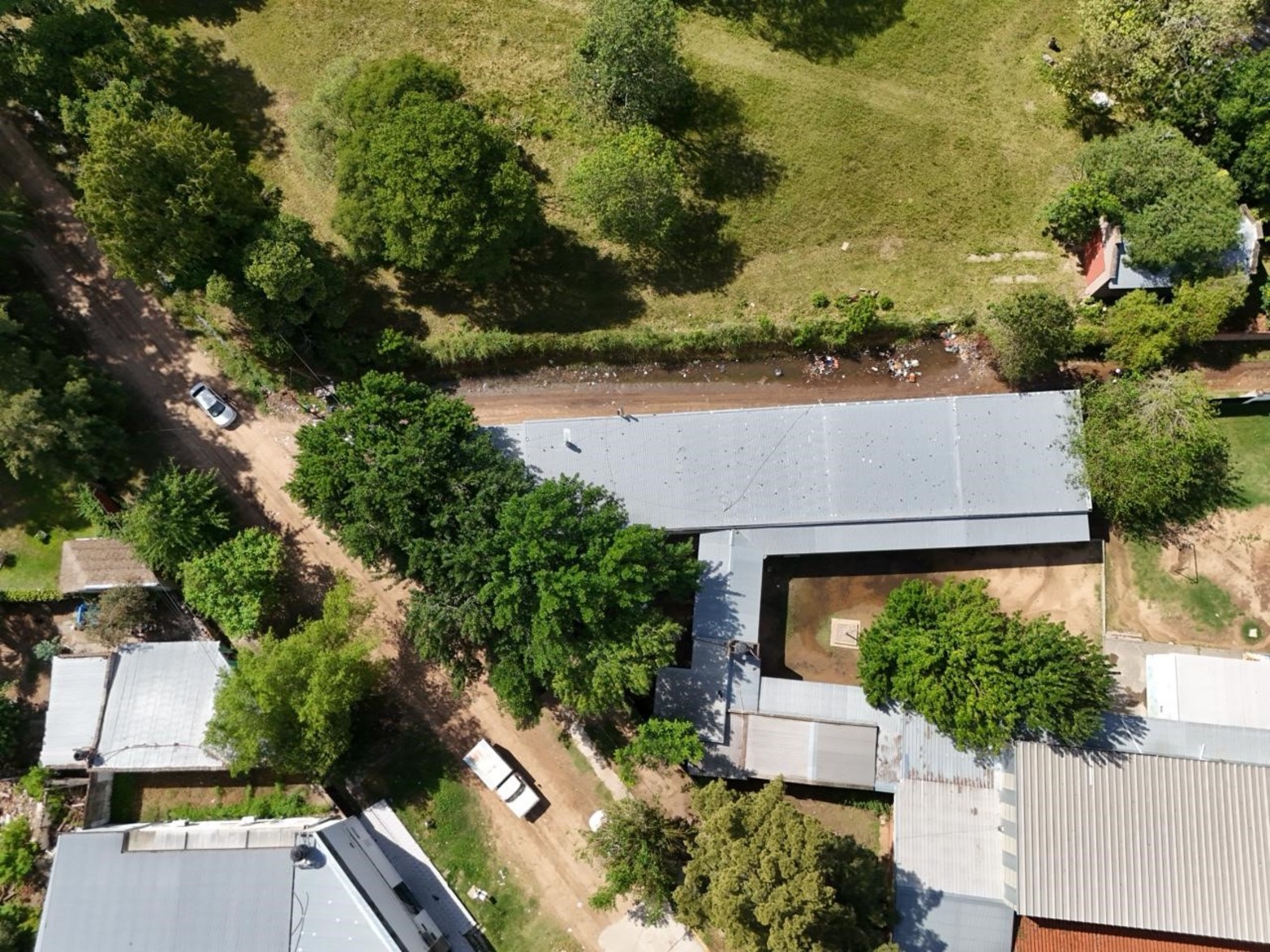 Los vecinos reclaman una política sostenida de control y prevención para evitar nuevas usurpaciones.